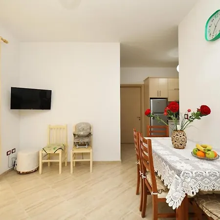 2 Bedroom Apartment, Lejlighed