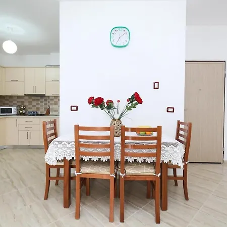 2 Bedroom Apartment, Vlore