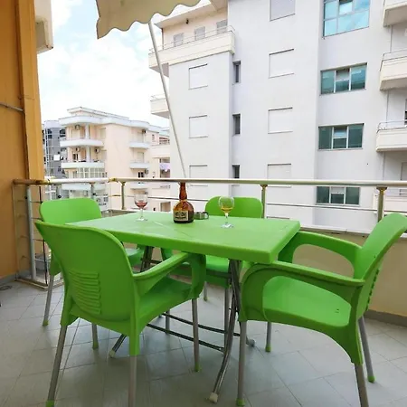 2 Bedroom Apartment, Vlorë