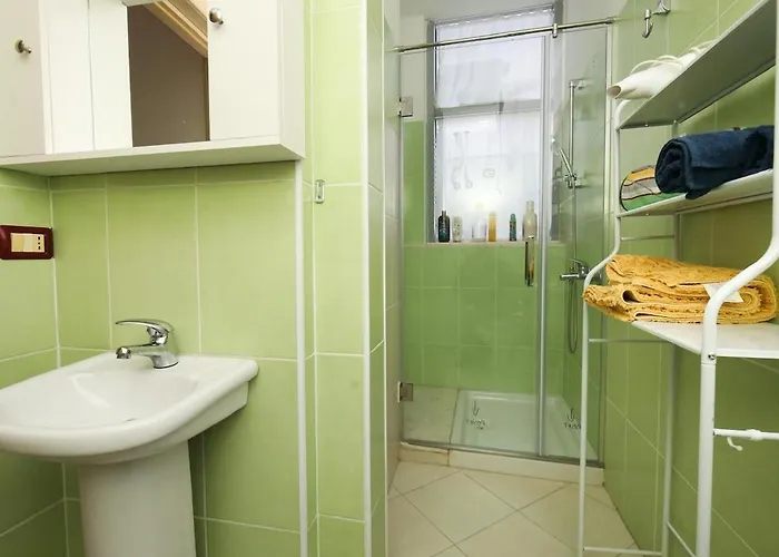 2 Bedroom Apartment, Lejlighed *