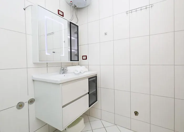 2 Bedroom Apartment,