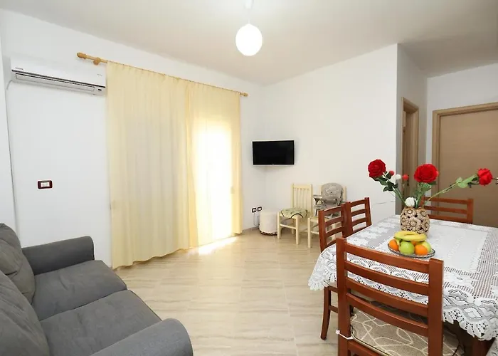 2 Bedroom Apartment,