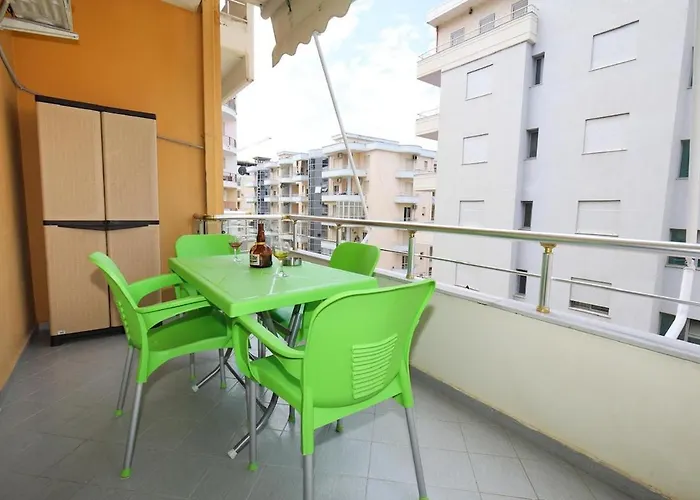 Appartement 2 Bedroom Apartment, *