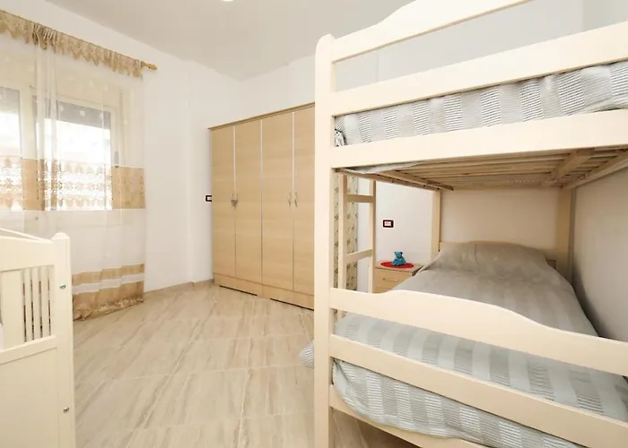 2 Bedroom Apartment, Appartement Vlorë
